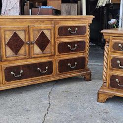 Dresser Set
