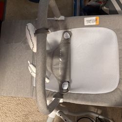Baby bouncer