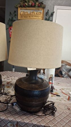 Brown signature Ashley set of 2 lamps $100 for both