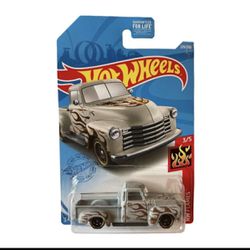 Hot Wheels ‘52 Chevy Pickup Truck Matte Grey with flames and gold toned rims 229/(contact info removed)