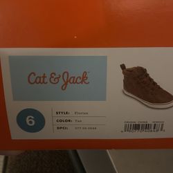 Size 6 Tan Youth Shoes