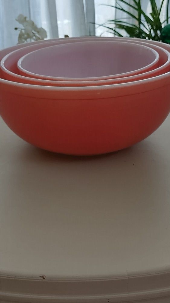 Pink Pyrex Mixing Bowls