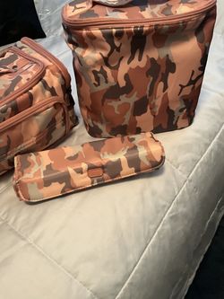 LUG COSMETIC BAGs in CAMO