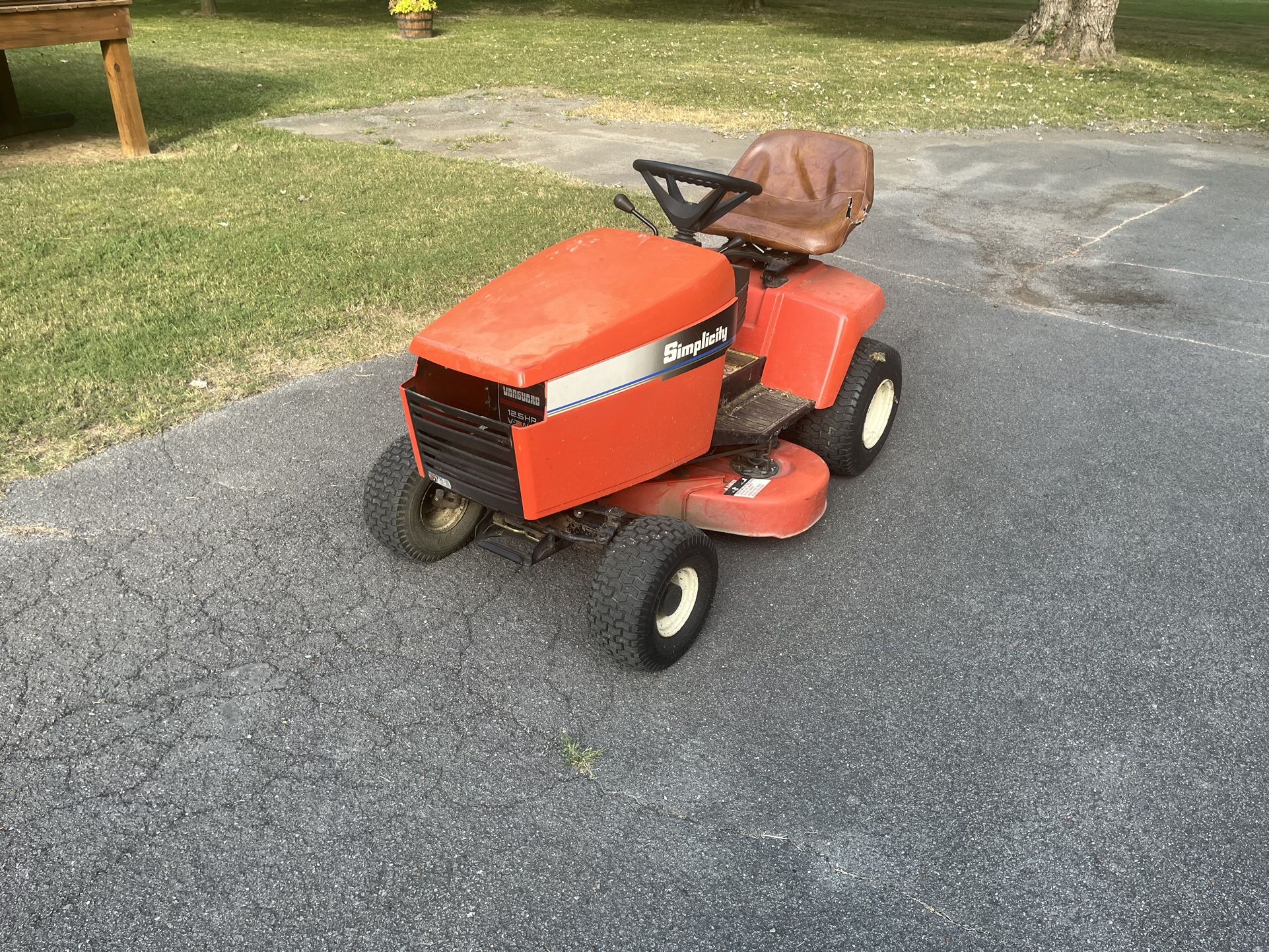 Simplicity Riding Mower