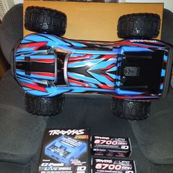 Traxxas X Maxx Ultimate Blue 
