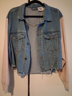 PRINCESS POLLY denim jacket with sweater sleeves size small/medium