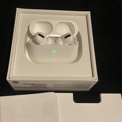AirPod Pros Almost New 