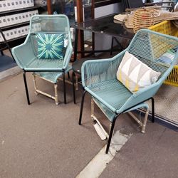 2 Chairs 2 Ottomans And 1 Table Set 225.00