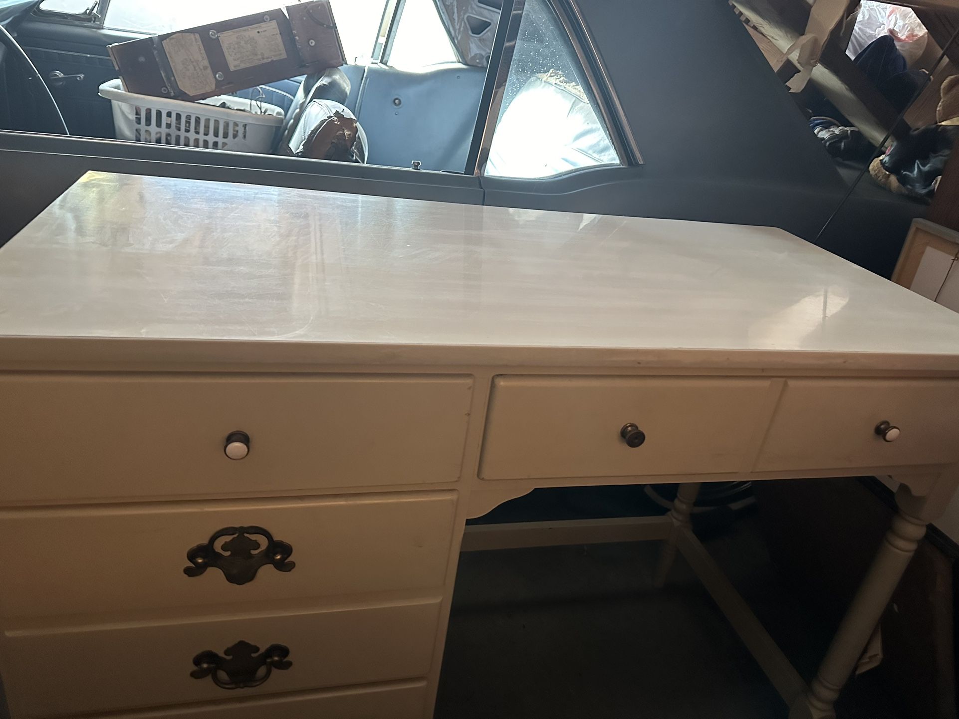 Child’s desk From Ethan Allen