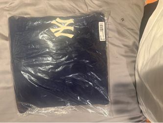 Born x raised New York Yankees