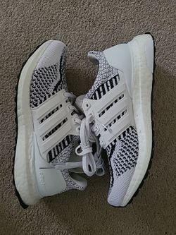 Adidas Ultra Boots 5.0 Dna Black And White Size 6wmns/4.5 Youth