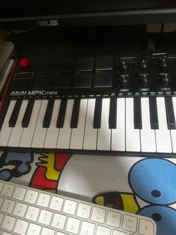 Akai MPK Mini