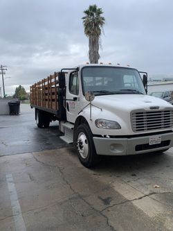 2017 Freight liner M2