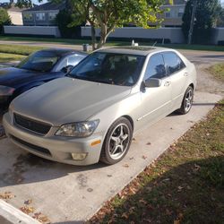 2002 Lexus IS 300