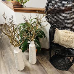 Vases With Gold Branches 