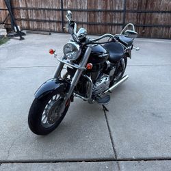 2015 Triumph Motorcycle 900cc 