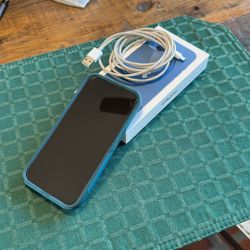 iPhone 13 256GB Blue