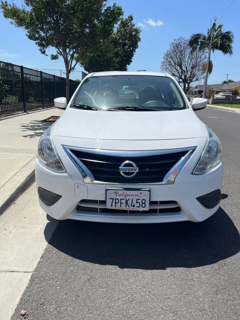 2016 Nissan Versa