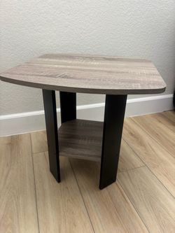 Wooden Side Table  (20x20x20")