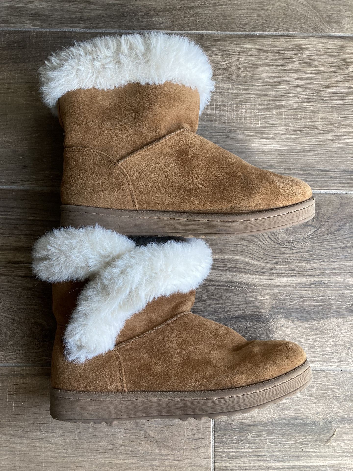 Fur Lined Boots Size 6.5