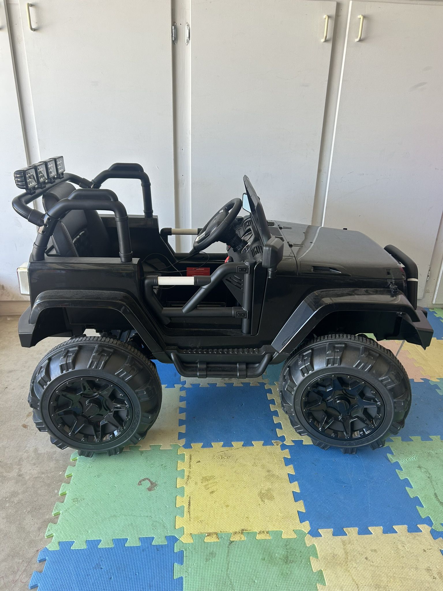 Kids Electric Ride On Jeep 12V