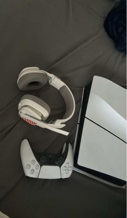 Ps5 with mic and controller