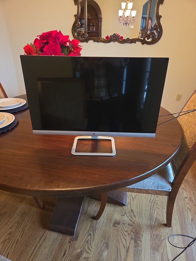 HP Monitor 27 Inches