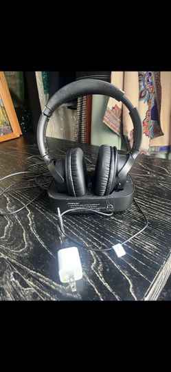 Wireless Headphones with Charging Dock