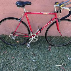Vintage Centurión Road Bike With Chimano 600 Componentes