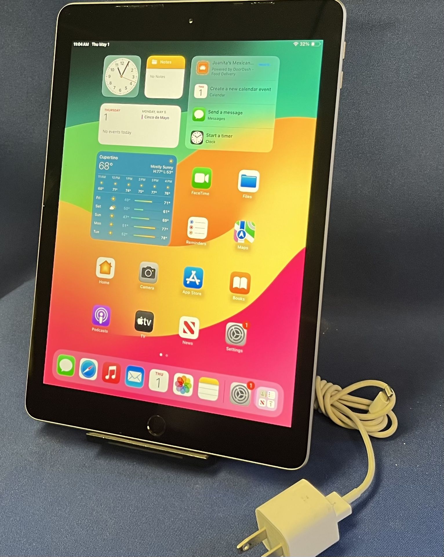 iPad 6th Gen 32GB - OS 17.7