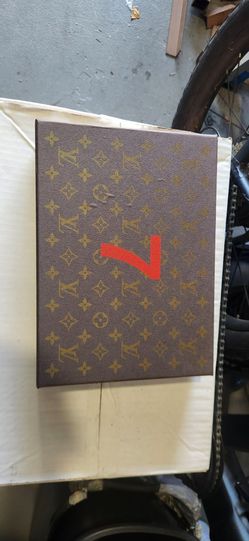 louis vuitton card and dice set