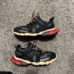 Balenciaga Tracks