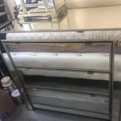 Mirror Dresser