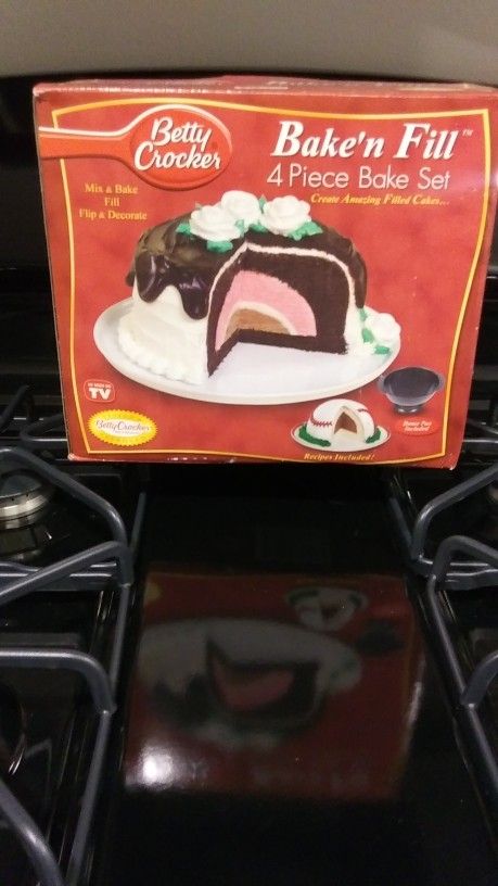 Betty Crocker Cake Pan (Filled Dome Cake)