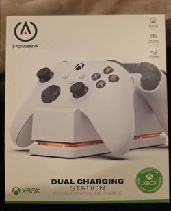 Charging Station Xbox Series X|S Xbox One w/ 2 Rechargeable Battery
