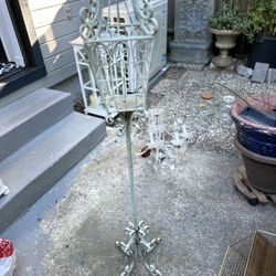 Free Standing Candle Holder
