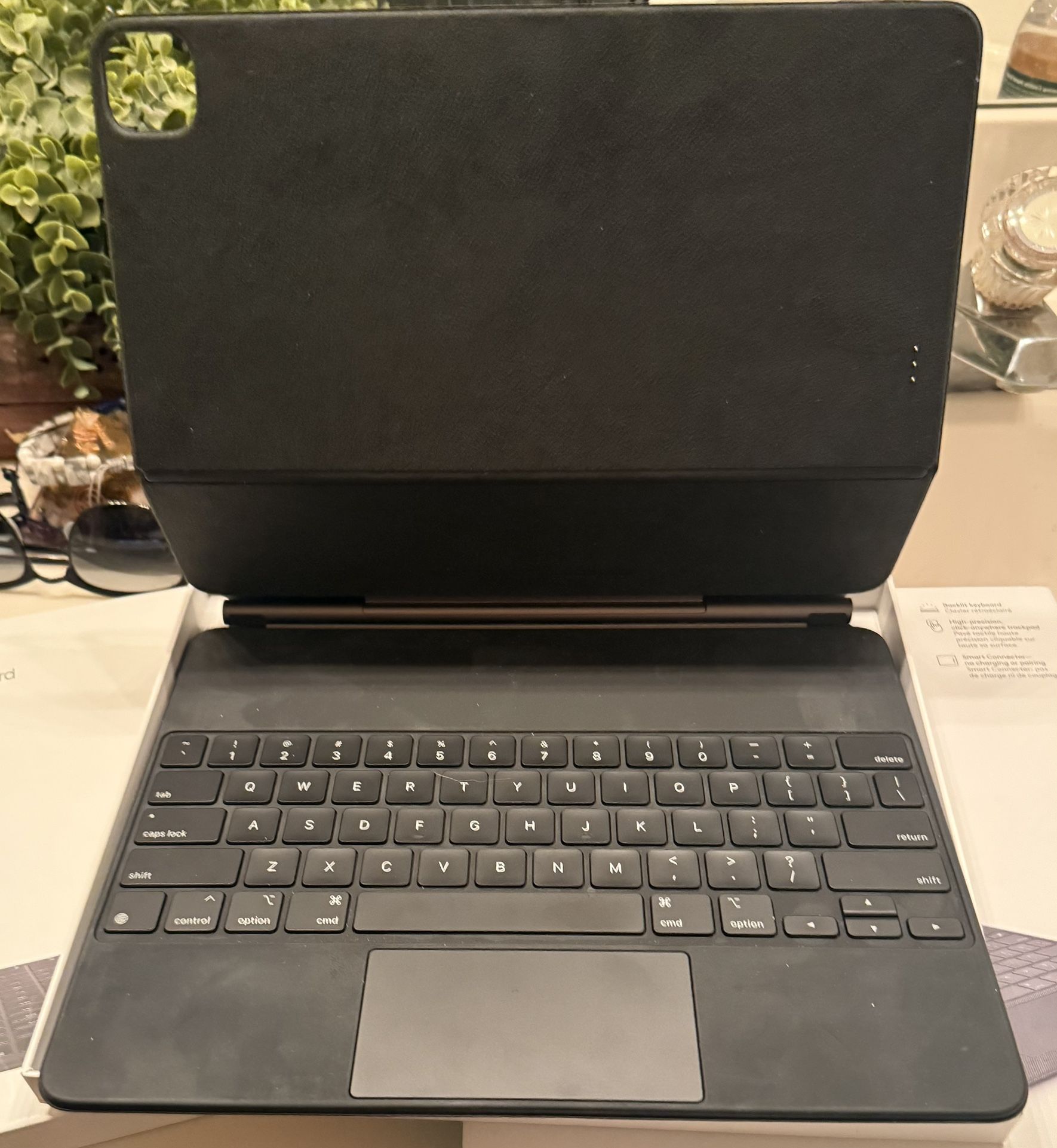 Apple Magic Keyboard For 12.9 inch iPad 