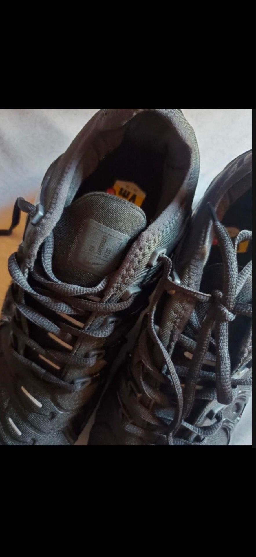 Vapormax display picture 1