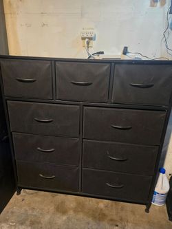 Dresser