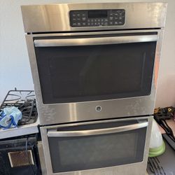 GE 30" Built-In Double Wall Oven with Convection - Stainless Steel
