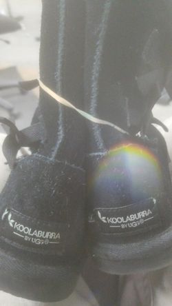Black kookaburra by uggs kids 2