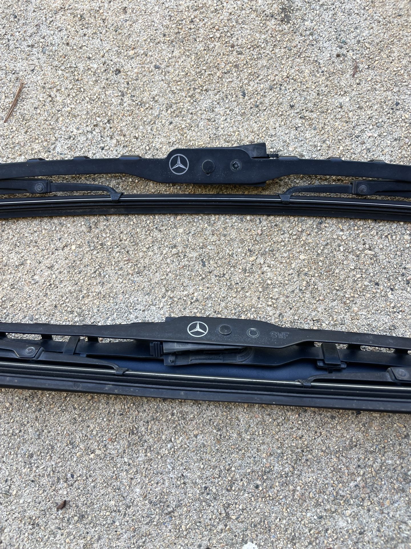 Mercedes Benz Windshield Wiper Blades (C Series)
