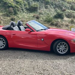 2003 BMW Z4  2.5