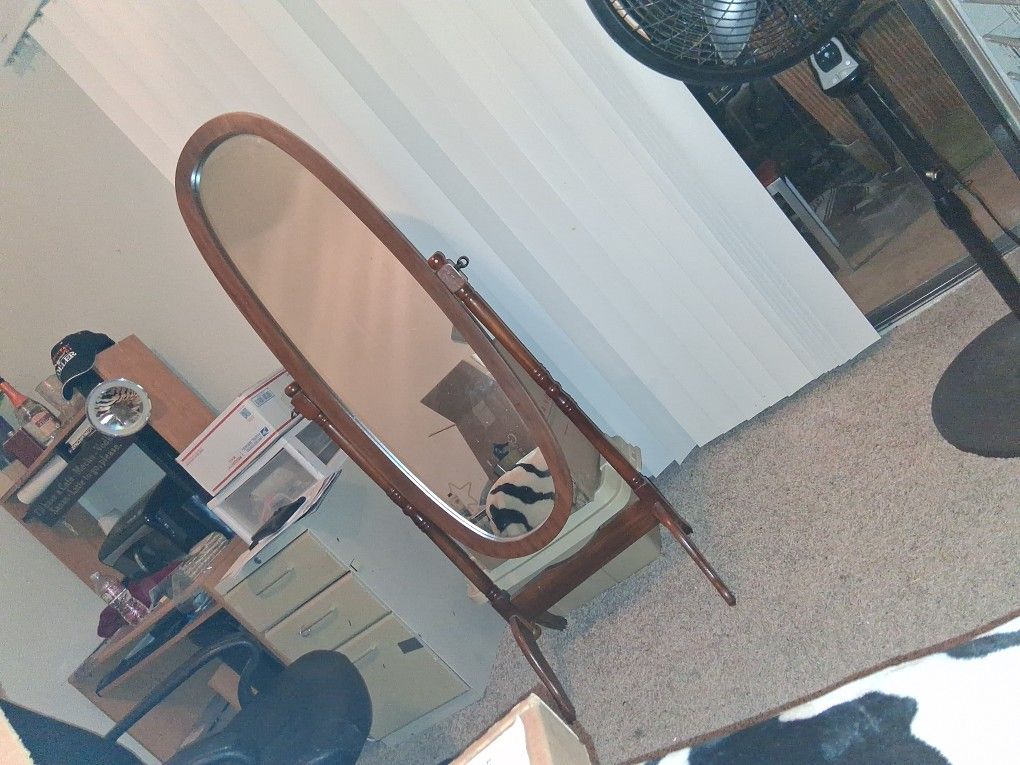 Desk, Chair, Filing Cabinet, Mirror **ALL MUST GO**