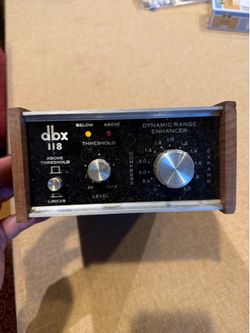 DBX 118 Dynamic Range Enhancer PLUGGED IN TESTED