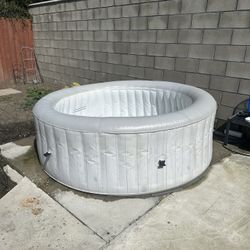 Inflatable Hot tub