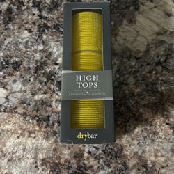 High Tops - Dry bar 