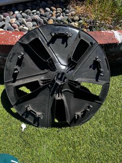 Tesla 3 hubcaps