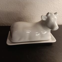 GORGEOUS NEW Cordon Bleu 7" Porcelain Cow Butter Dish