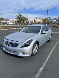 2013 Infiniti G37